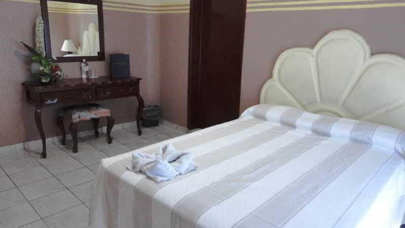Hotel El Espanol Centro Historico Mérida Buitenkant foto